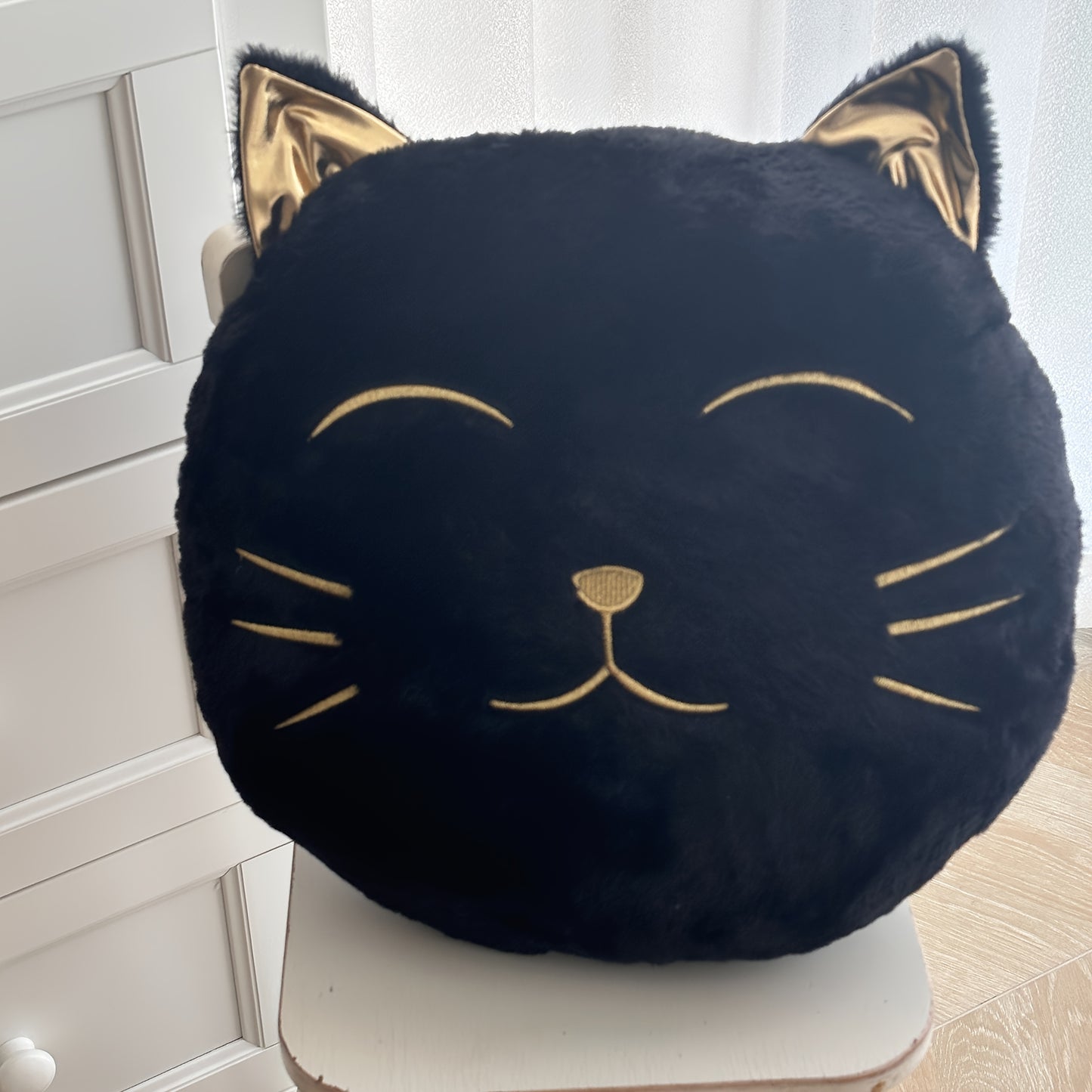 Golden Fluffy Cat Pillow Golden Fluffy Cat Pillow - Cartoon-Themed Decorative Pillow for Home Decor
