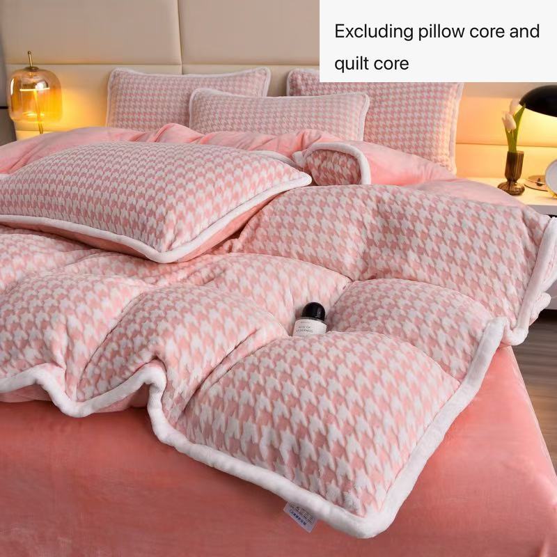 2025 New Carved Four-piece Set Thickened Winter High-end Four-piece Set Includes Quilt