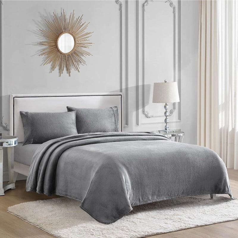 Four-piece bedding setPlush Grey Full Size 4pcs Sheet Set Soft and Cozy BeddingFour-piece bedding set