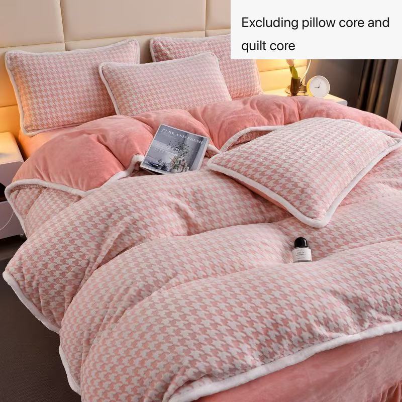 2025 New Carved Four-piece Set Thickened Winter High-end Four-piece Set Includes Quilt