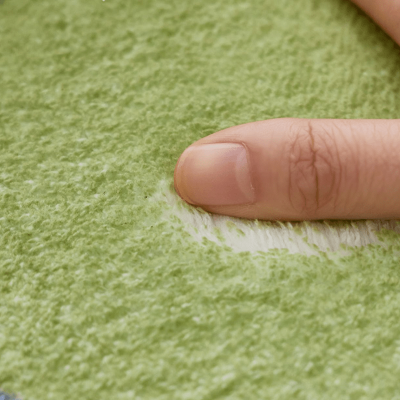 Extra-Long Irregular Shaped Mat - Plush Soft Green Moss & White Daisy Pattern Floor Mat