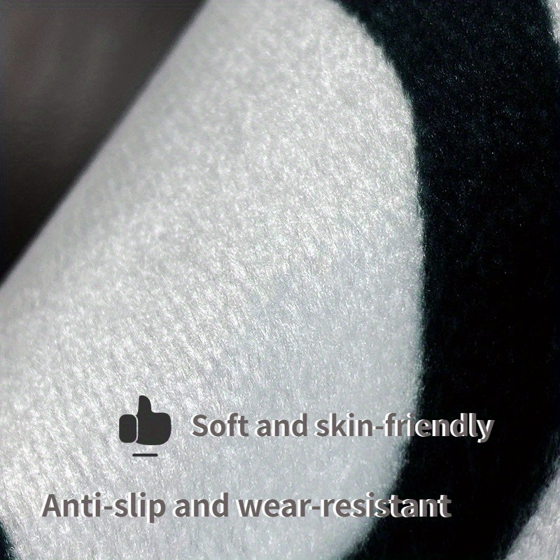 Extra Thick 8mm Luxury Black & White Striped Round Mat - Heavy-Duty 1000gsm Plush Mat