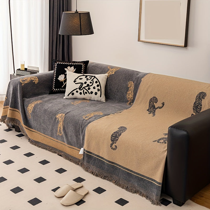 1pc Luxury Tiger Pattern Sofa Cover, 1pc Reversible Velvet Sofa Throw Blanket For Living Room
